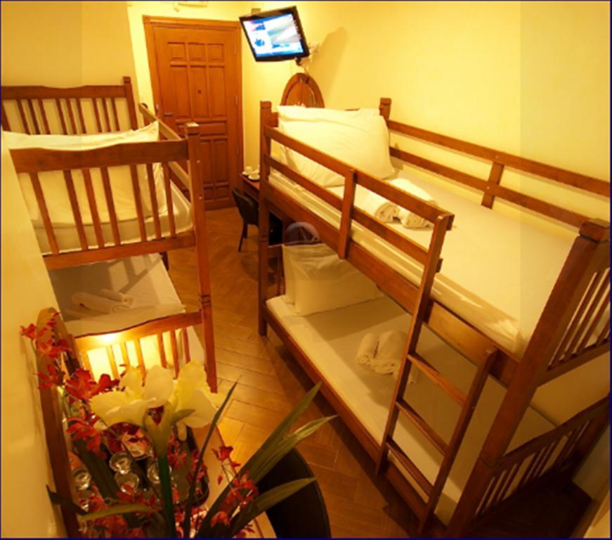 Avitel Hotel Makati City Oda fotoğraf
