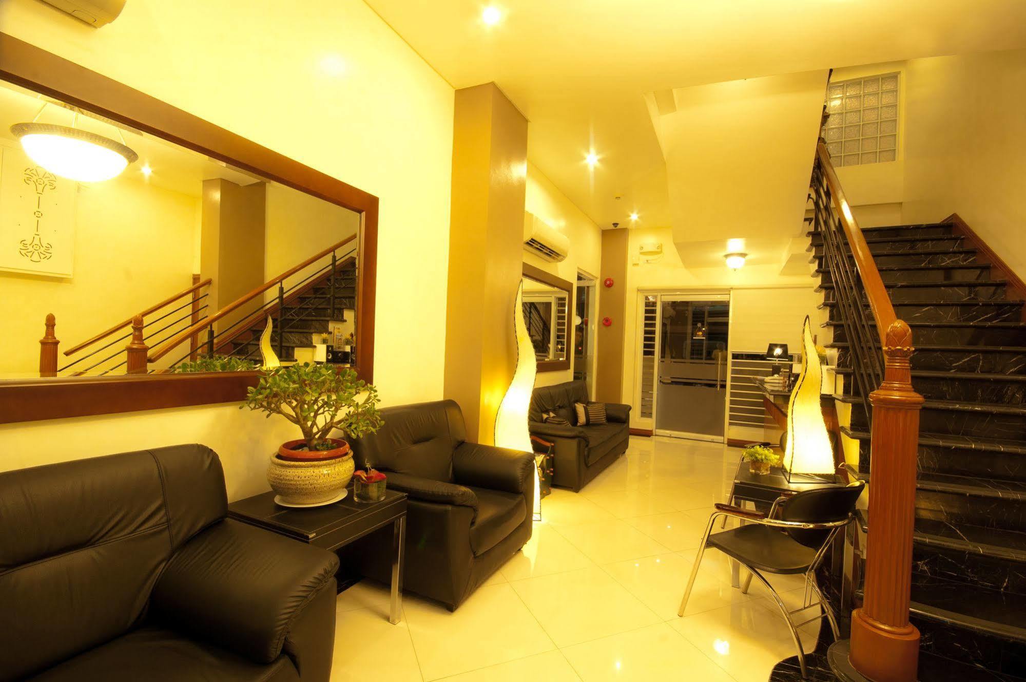 Avitel Hotel Makati City Dış mekan fotoğraf