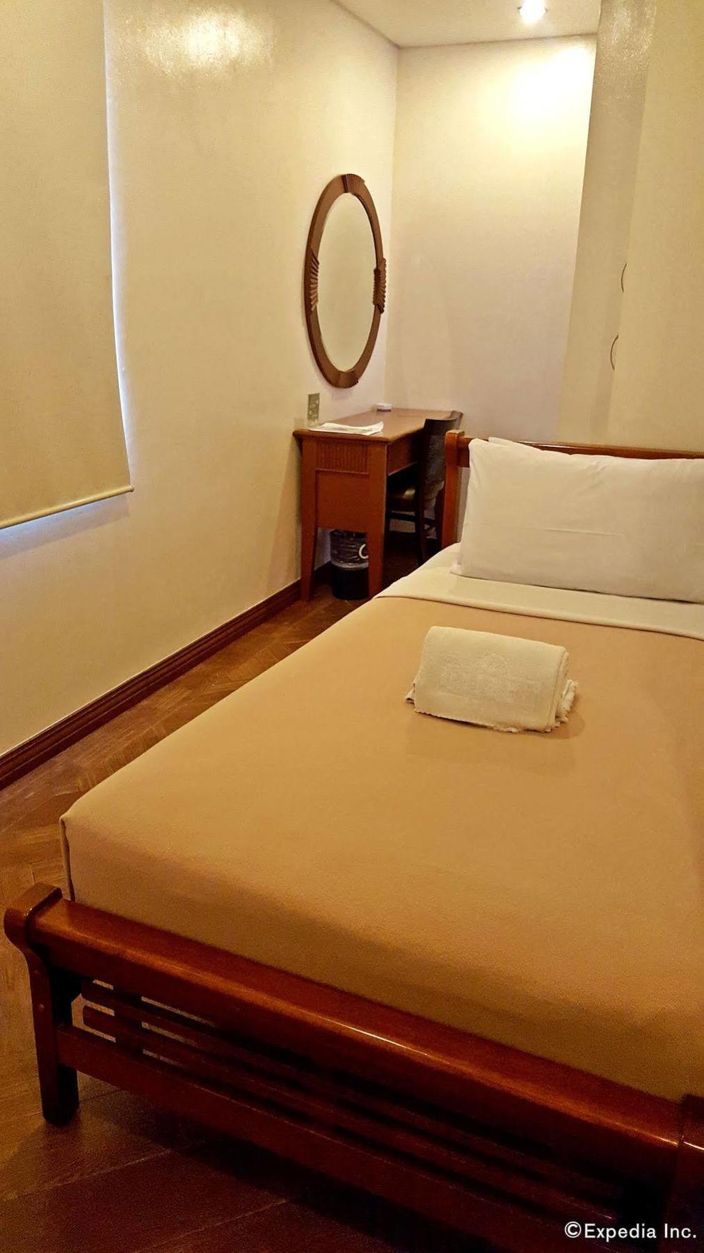Avitel Hotel Makati City Dış mekan fotoğraf